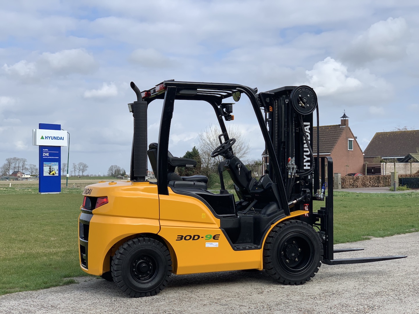 Hyundai 3 ton diesel heftruck voor logistiek, buitenterrein en dagelijks intern transport