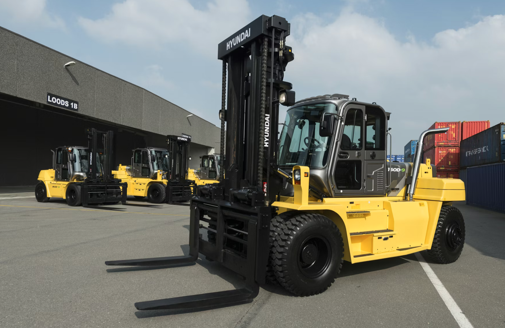 Tweedehands diesel heftruck kopen voor haven overslag en zware buiteninzet